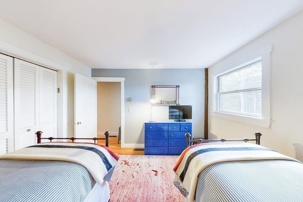 Photo of Bedroom in Bayville