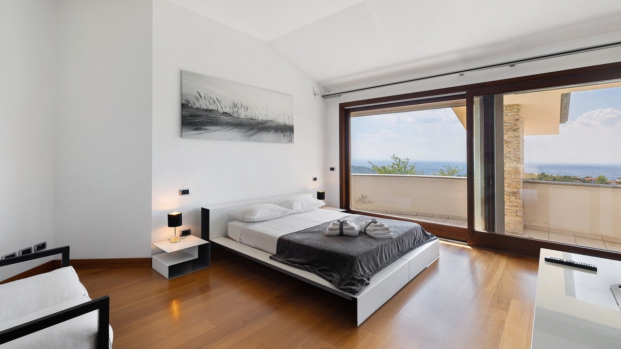 Photo of Bedroom in Belvedere Langhe
