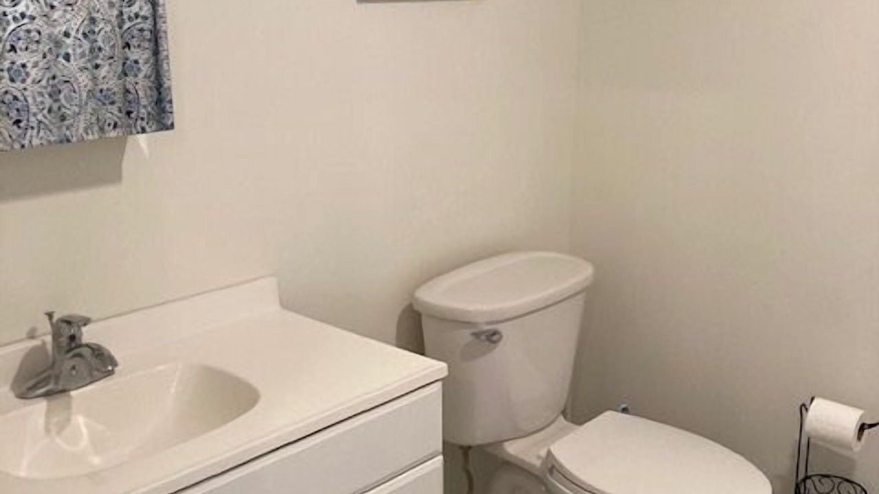 Photo of Bathroom in Pemaquid Beach