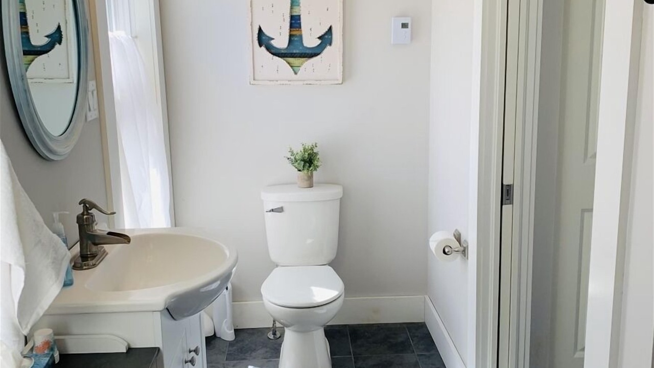 Photo of Bathroom in Pemaquid
