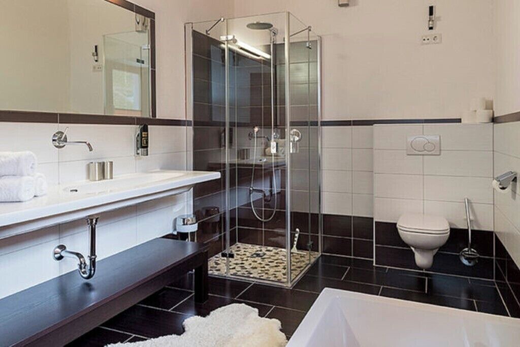 Photo of Bathroom in Fiss