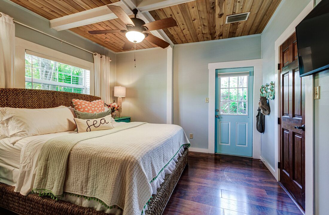 Photo of Bedroom in Indian Rocks Beach