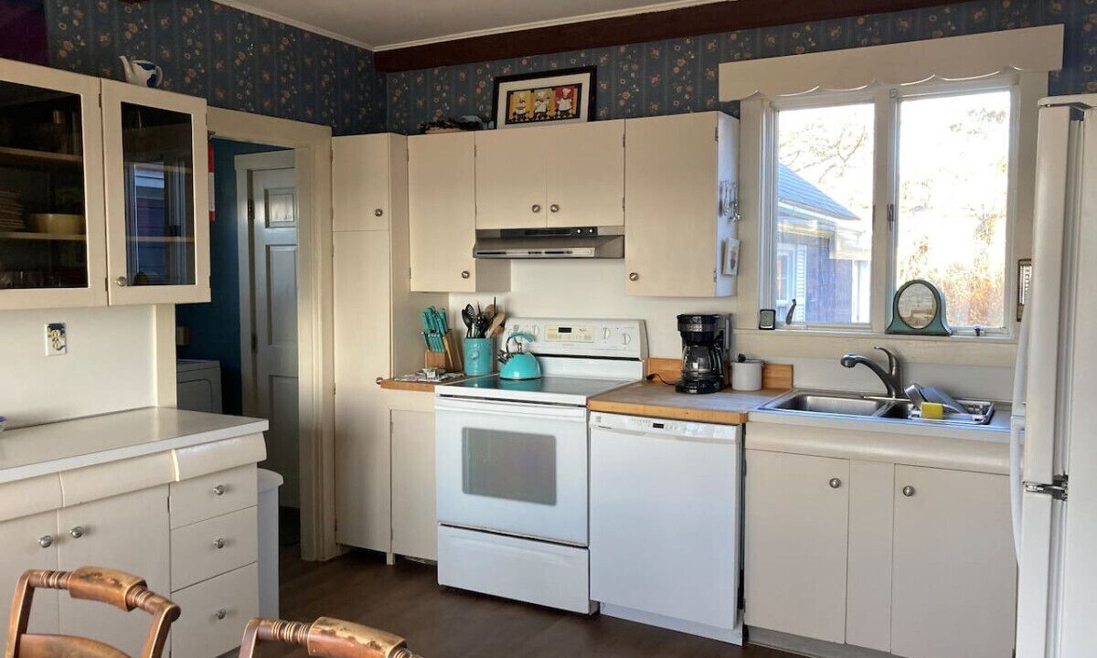 Photo of Kitchen in Mid-Coast and Islands