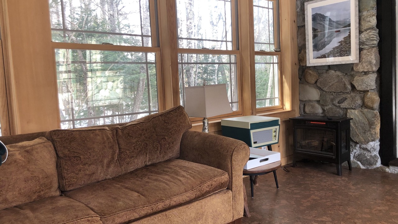 Photo of Livingroom in Rumford Center