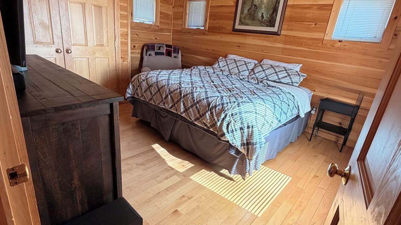 Photo of Bedroom in Errol