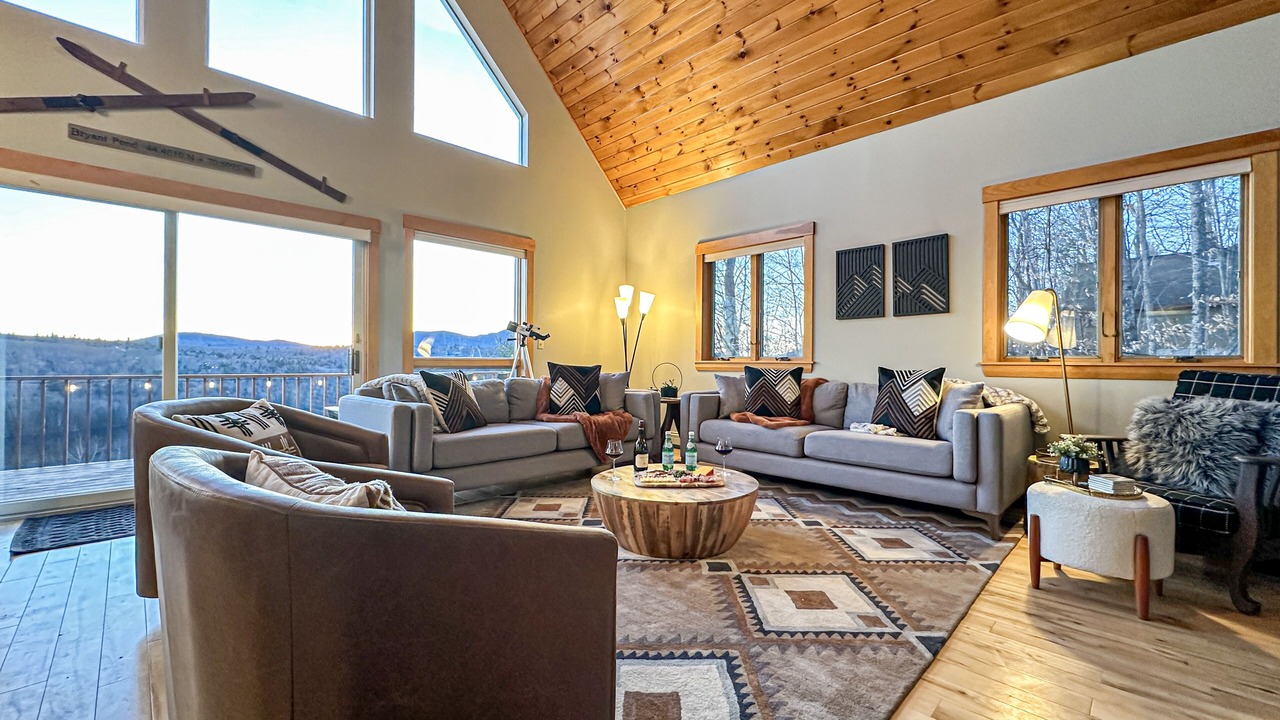 Photo of Livingroom in Bryant Pond