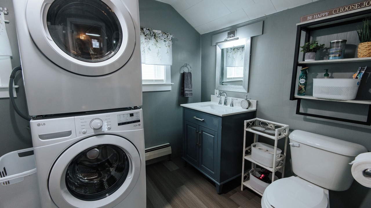 Photo of Bathroom in North Penobscot