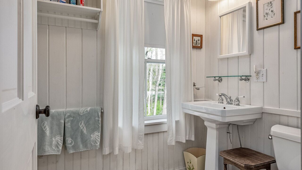 Photo of Bathroom in Bayville