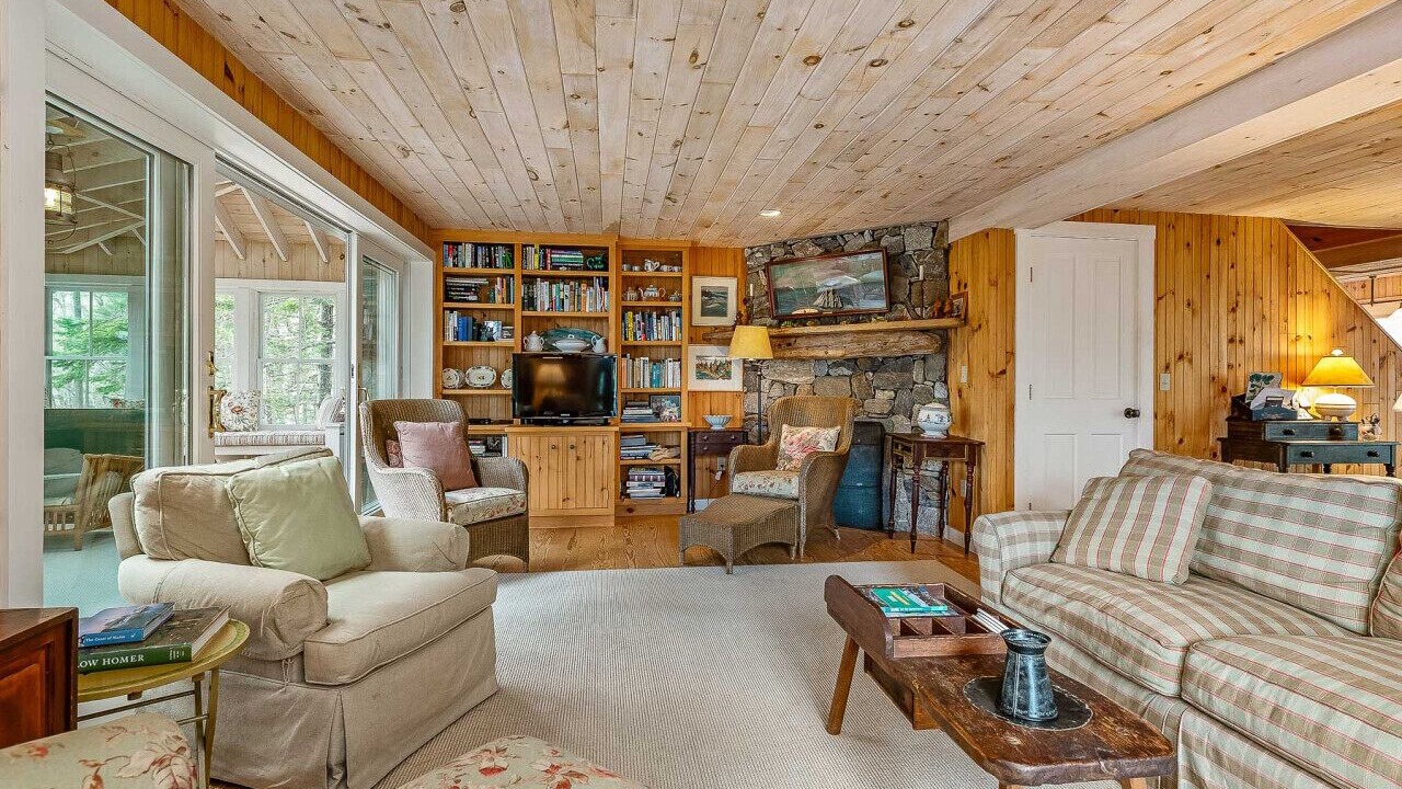 Photo of Bedroom in Bayville