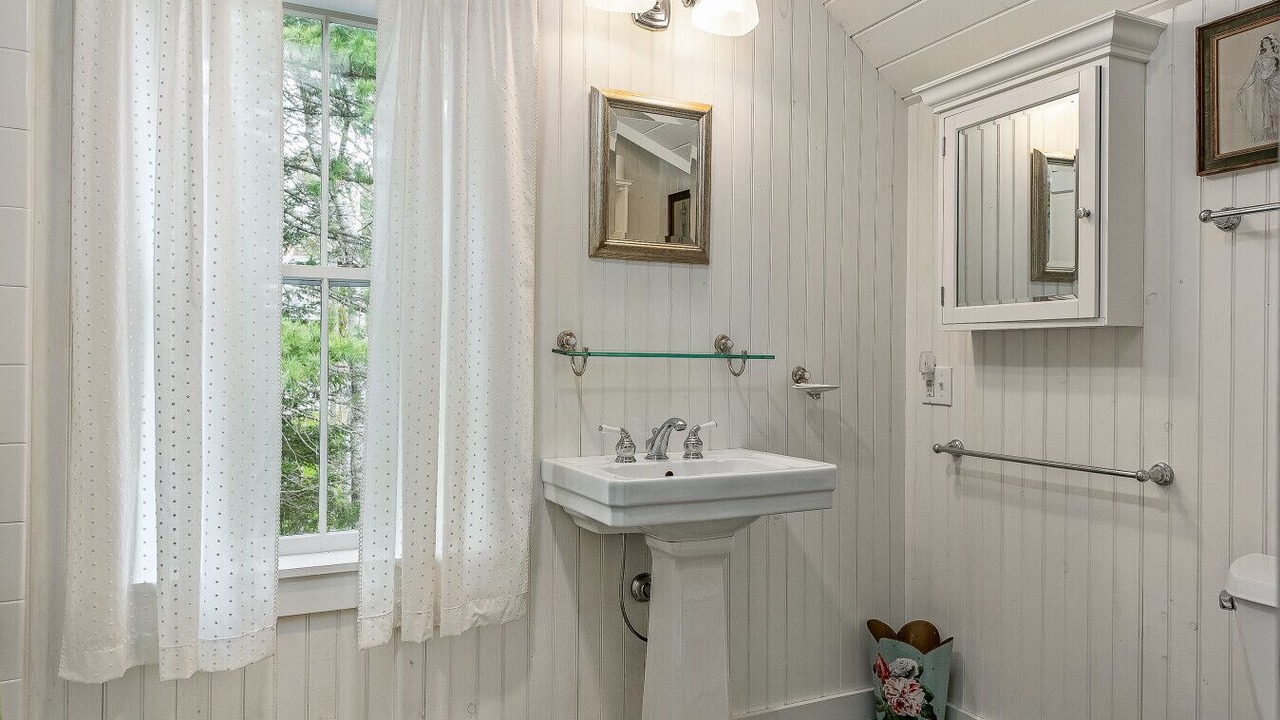 Photo of Bathroom in Bayville