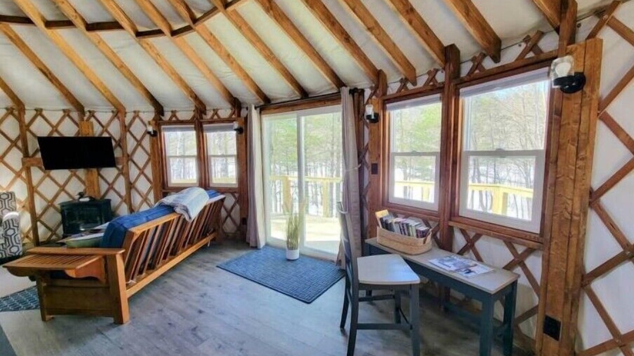Photo of Livingroom in North Penobscot