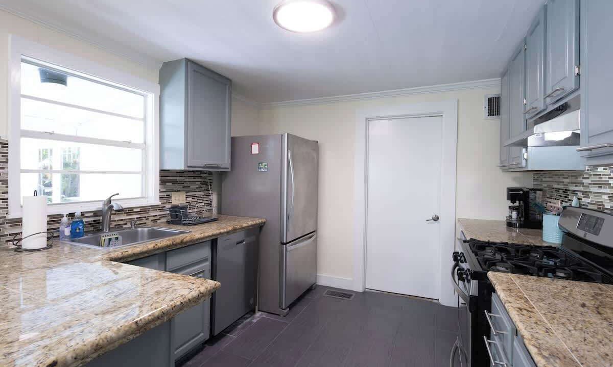 Photo of Kitchen in Historic Seaport