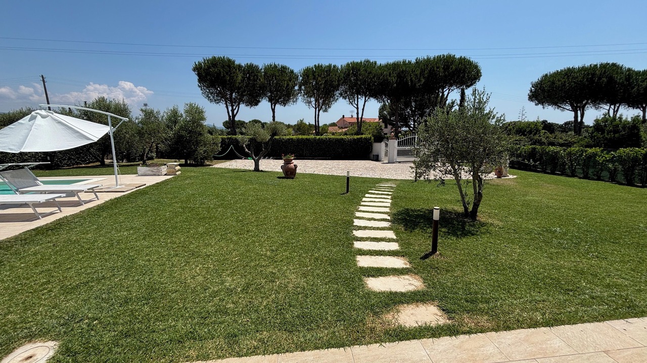 Photo of Outdoor in Cecina