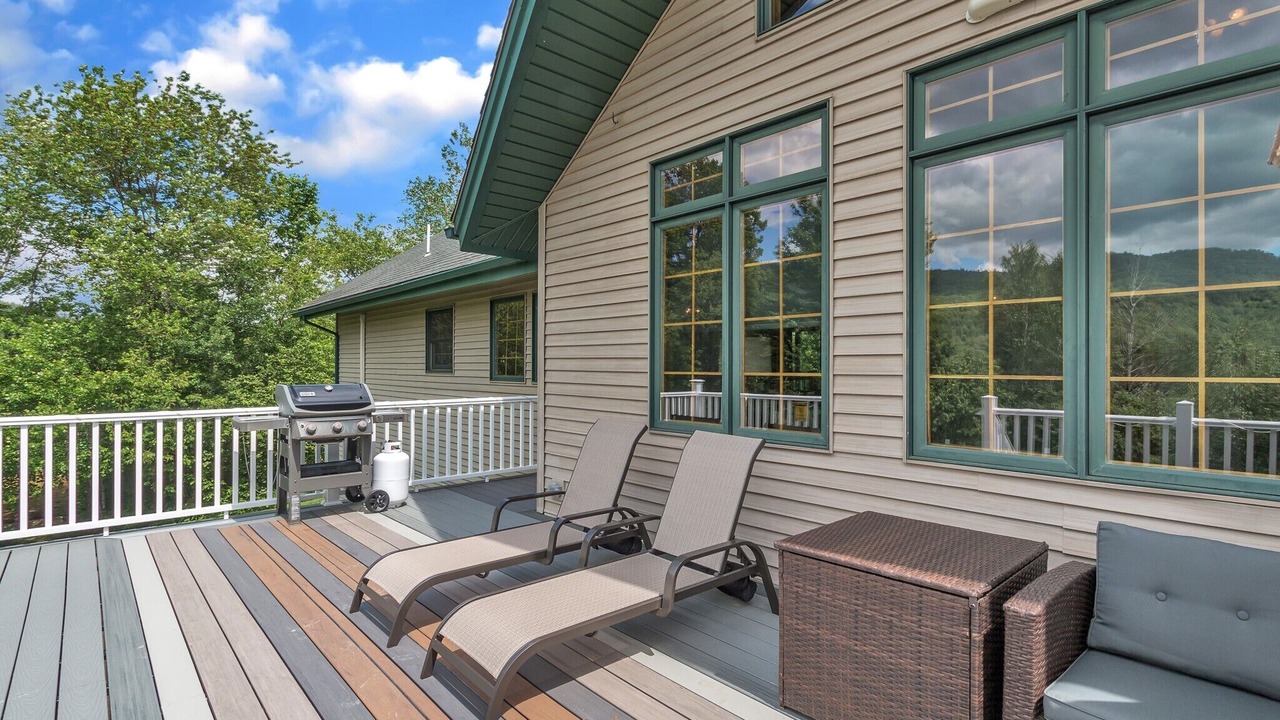 Photo of Patio Balcony in Rumford Center