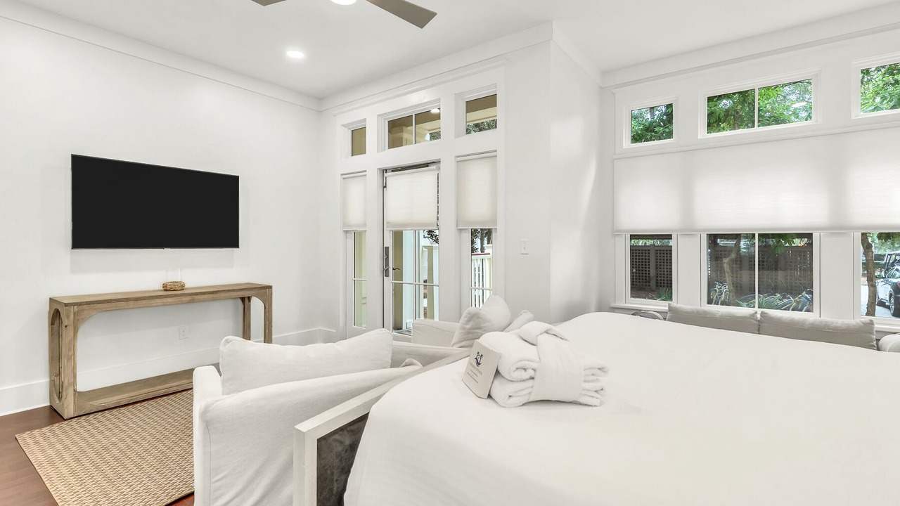 Photo of Bedroom in Beach District