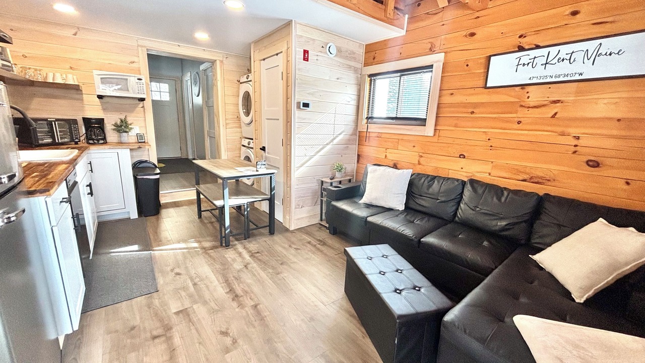 Photo of Livingroom in Fort Kent Mills