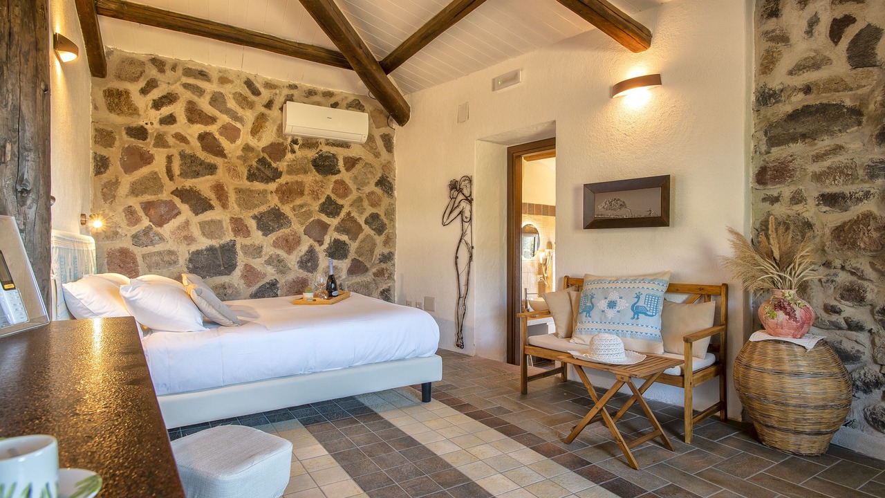 Photo of Bedroom in Villanova Monteleone