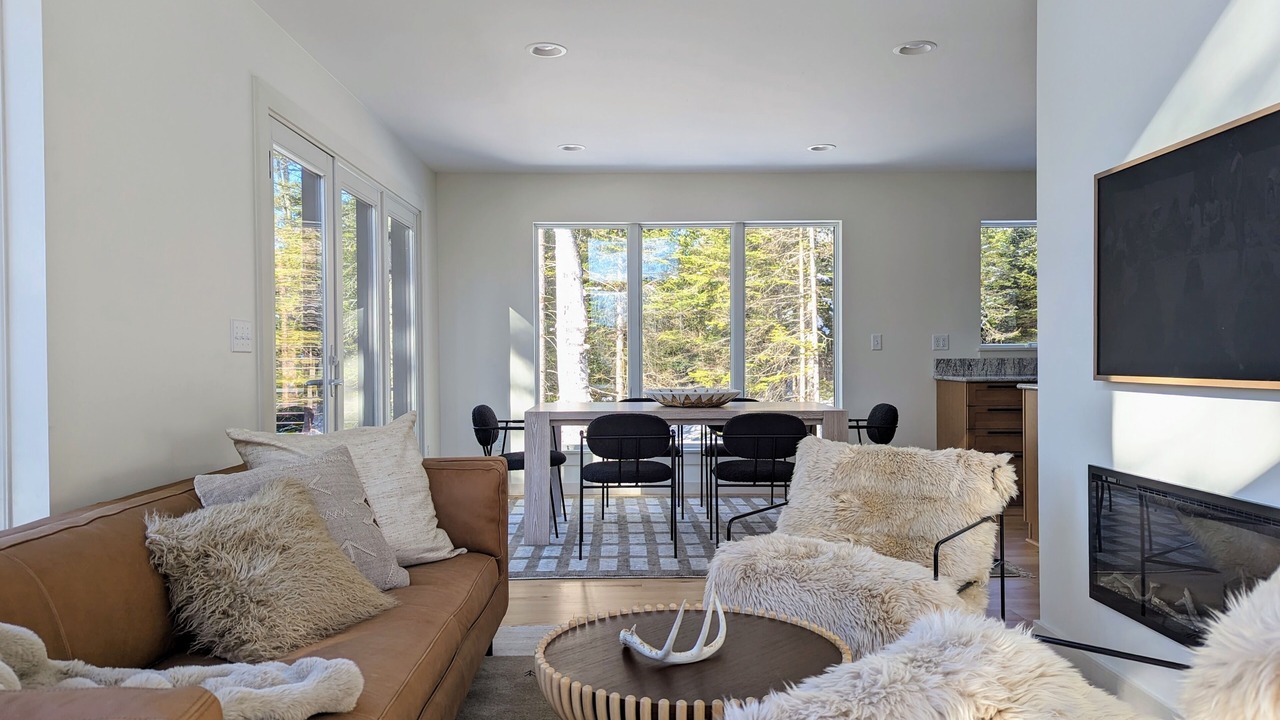 Photo of Livingroom in Bethel