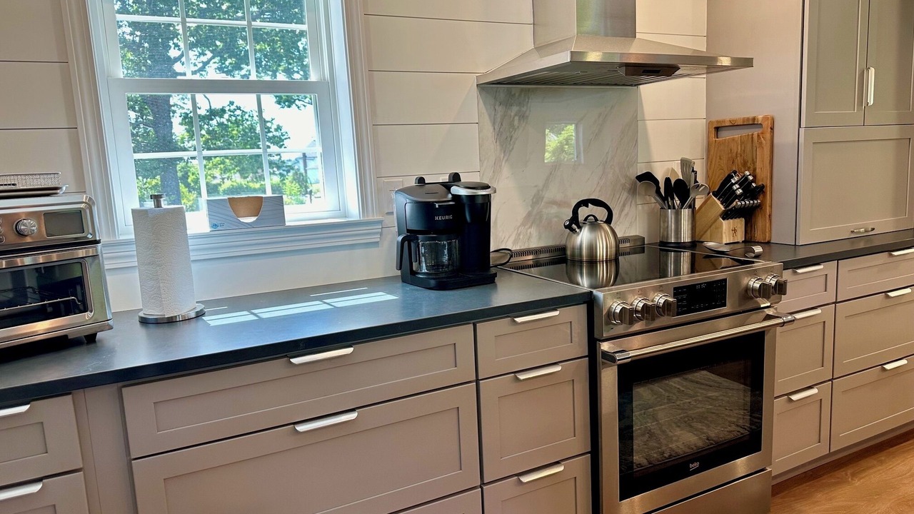 Photo of Kitchen in Mid-Coast and Islands