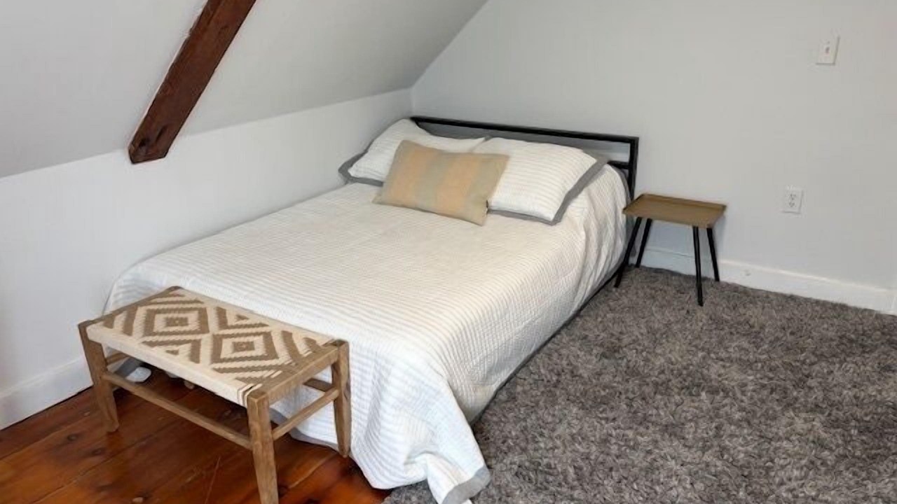 Photo of Bedroom in Walpole