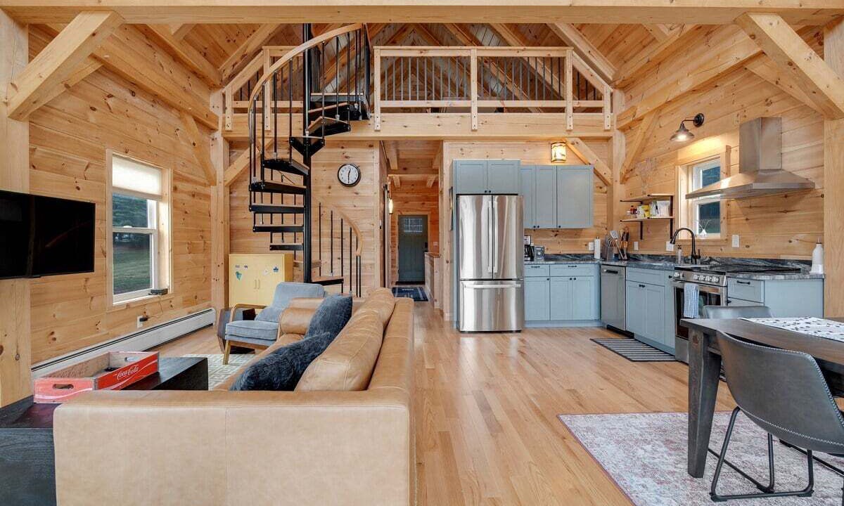 Photo of Livingroom in Bethel