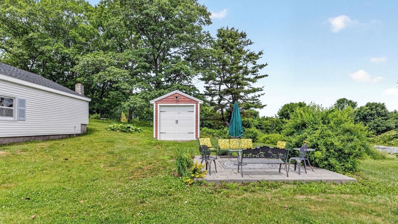 Photo of Outdoor in Pond Cove
