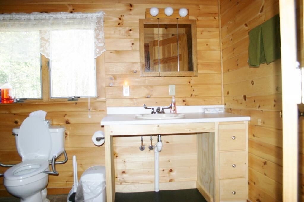 Photo of Bathroom in Perry