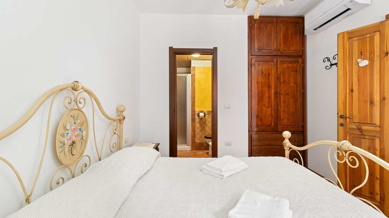 Photo of Bedroom in Tresnuraghes