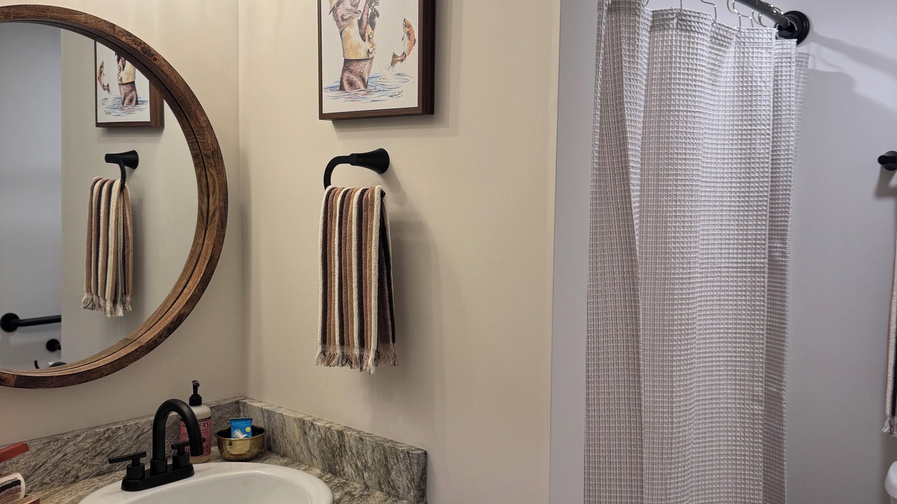 Photo of Bathroom in Newaygo
