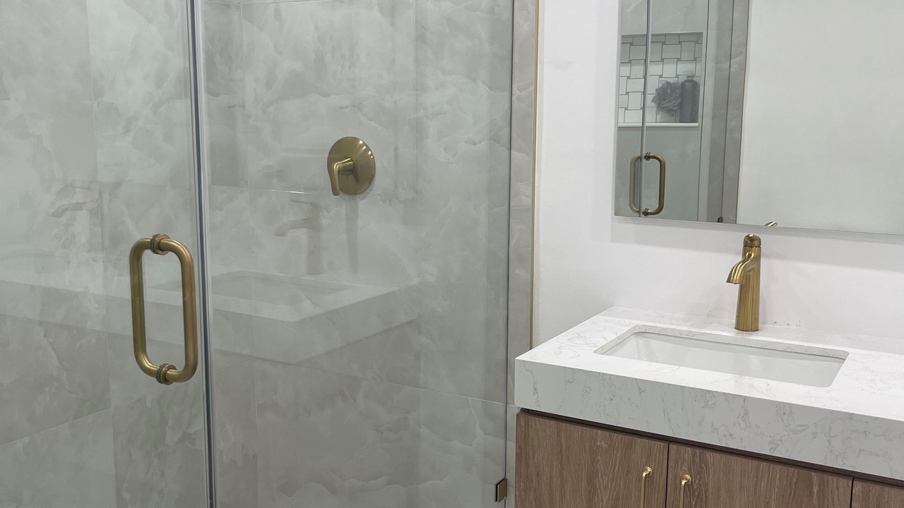 Photo of Bathroom in Cross Key Waterways