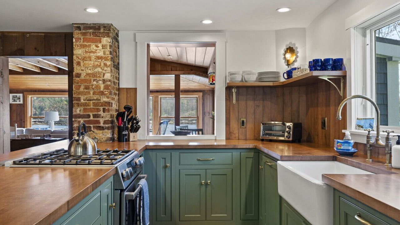 Photo of Kitchen in Bayville