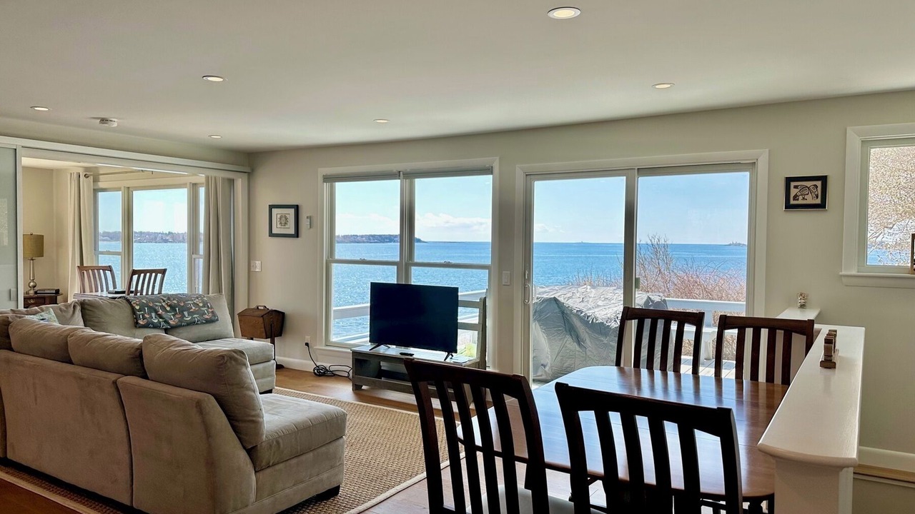 Photo of Bedroom in Mid-Coast and Islands