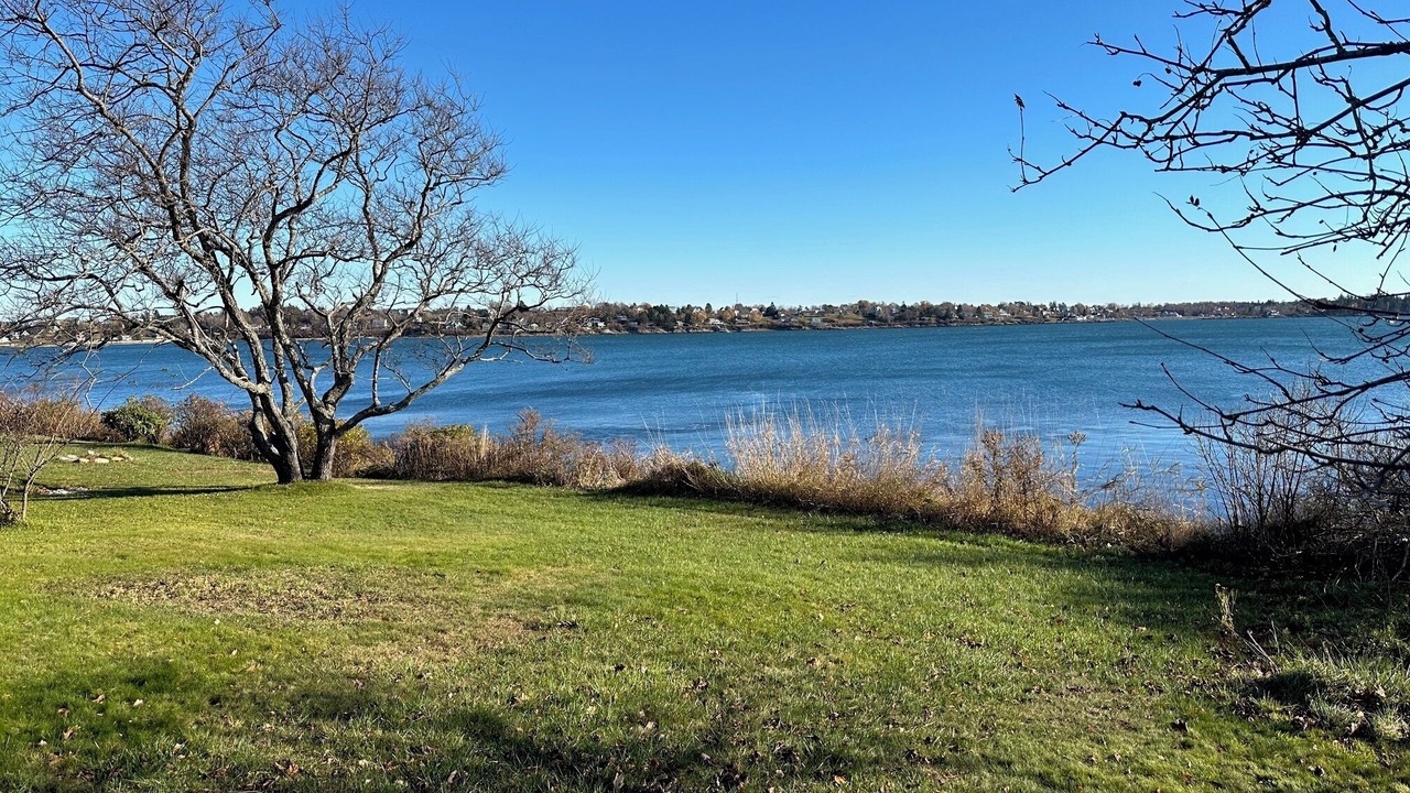 Photo of Others in Mid-Coast and Islands