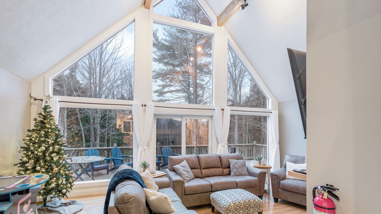 Photo of Livingroom in Bethel