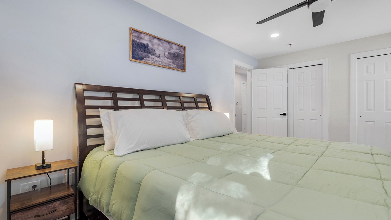 Photo of Bedroom in Rumford Center