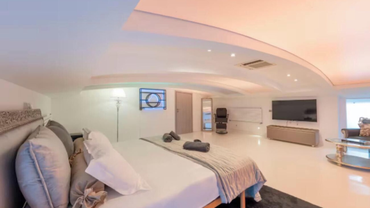 Photo of Bedroom in Acquabella