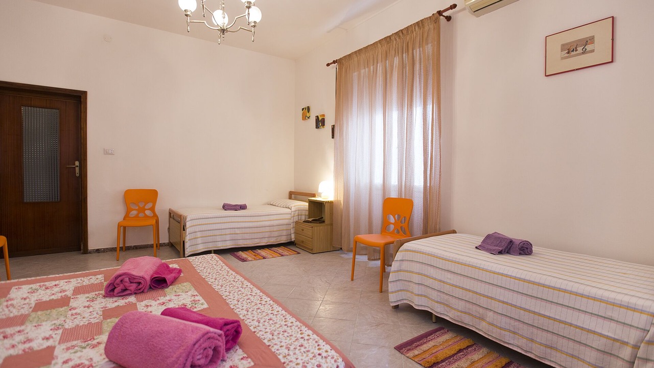 Photo of Bedroom in Lido