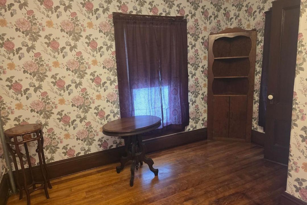 Photo of Bedroom in Colebrook