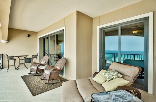 Crystal Beach Condo | Gulf-Front Condo w/Infinity Pool Access