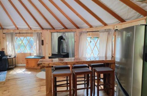 Buckfield Other | Modern Yurt | 2 Decks + Bar | Wifi | Fire Pit - Tent