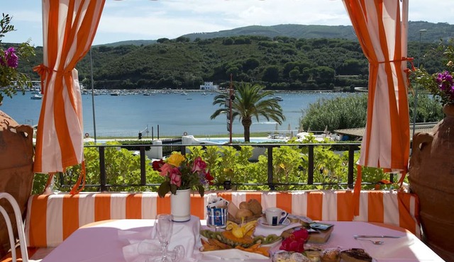 Hotel Cala di Mola
