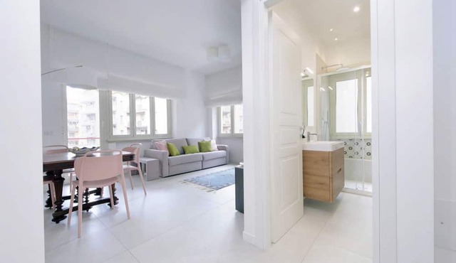Welcome in Vatican vista apartment with Balcony