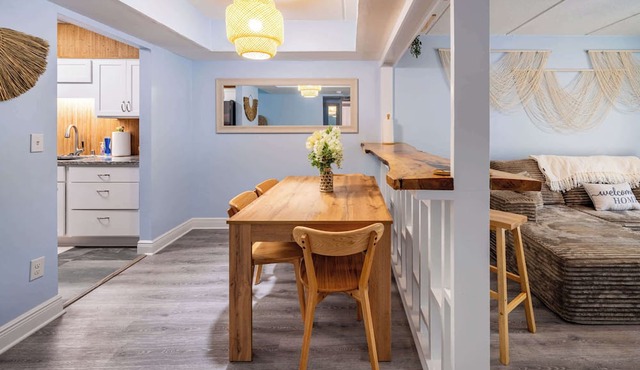 ‼️Calm Waterside Condo‼️ | Kayaks, Paddles, Pool
